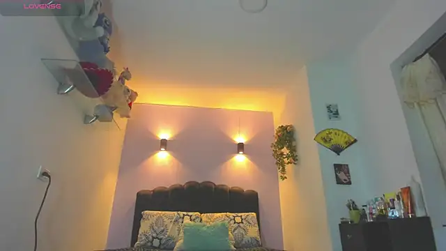 Snapshot of Sofia_Clauss_ chatting on 5, 7, 2026 Sofia Clauss online show from 5, 7, 2026