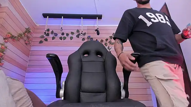 Tom cooper  online show from 28, 2, 2025