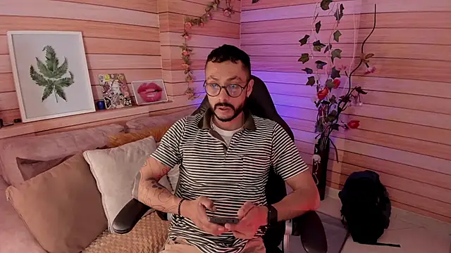 Tom cooper  online show from 3, 3, 2025