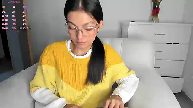 barbie brunette3 online show from 29, 12, 2024