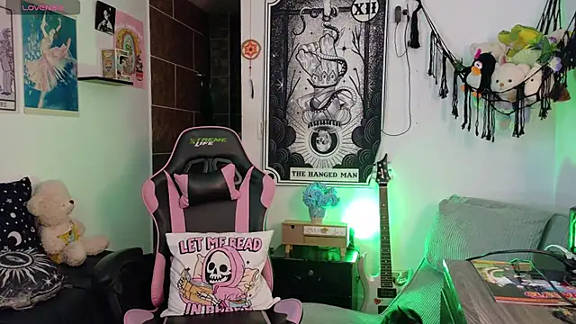 mollyshake1 online show from 6, 2, 2026