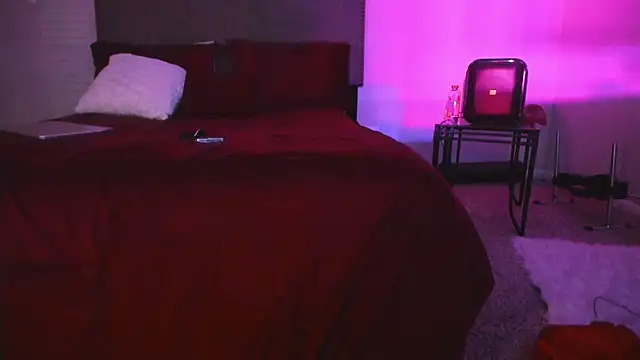 yiauana online show from 19, 11, 2025