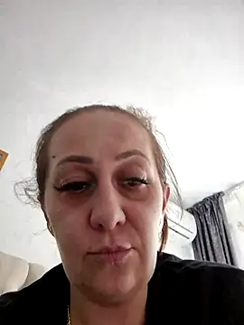 AvaLloyd online show from 11, 3, 2025