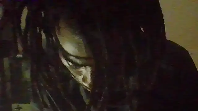 Snapshot of razzynolight chatting on 11, 11, 2025 razzynolight online show from 11, 11, 2025