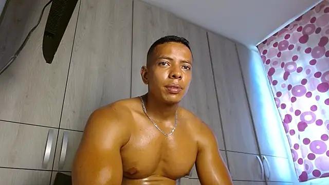 Muscle Brown10 online show from 12, 1, 2025