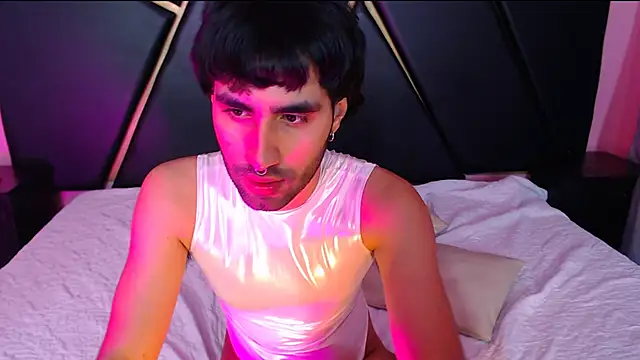 MilanZaire online show from 24, 1, 2025