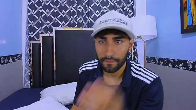 MilanZaire online show from 21, 10, 2025