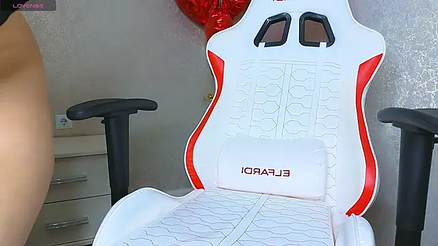 Diana Moon  online show from 21, 2, 2026