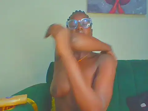 Snapshot of cutesmiling chatting on 5, 7, 2026 cutesmiling online show from 5, 7, 2026