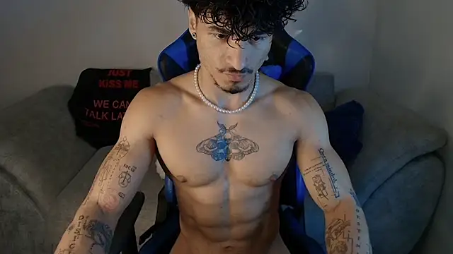 Snapshot of Thomas_Fit1 chatting on 14, 7, 2026 Thomas Fit1 online show from 14, 7, 2026