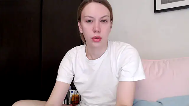 Scarlettford online show from 5, 11, 2025