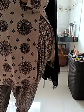 Snapshot of Selina_6 chatting on 10, 2, 2025 Selina 6 online show from 10, 2, 2025