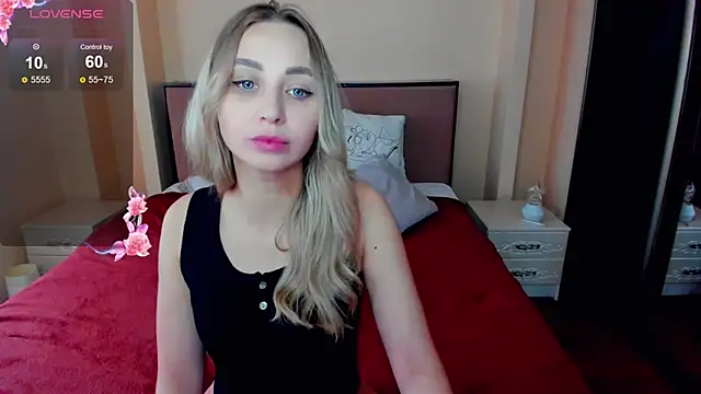 PerfectJulllia online show from 14, 4, 2026