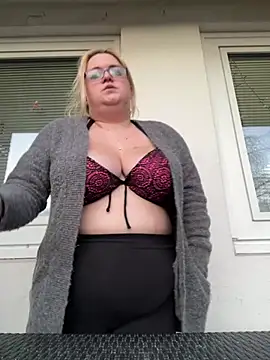 sweetsandy231 online show from 16, 2, 2025