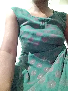 rituporna2004 online show from 14, 1, 2026