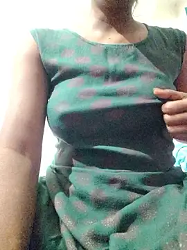 Snapshot of rituporna2004 chatting on 17, 1, 2026 rituporna2004 online show from 17, 1, 2026