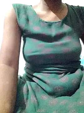 Snapshot of rituporna2004 chatting on 14, 2, 2026 rituporna2004 online show from 14, 2, 2026