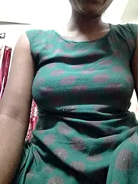 Snapshot of rituporna2004 chatting on 14, 3, 2026 rituporna2004 online show from 14, 3, 2026