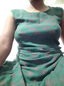 Snapshot of rituporna2004 chatting on 18, 3, 2026 rituporna2004 online show from 18, 3, 2026