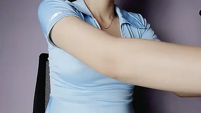 Baenee online show from 5, 12, 2024