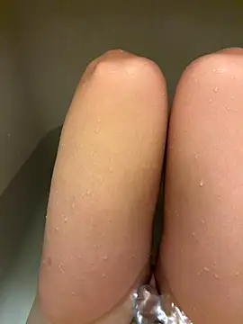 matu050556 online show from 17, 11, 2025