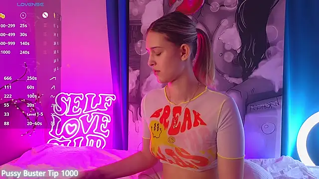 KimberliDean online show from 29, 1, 2025