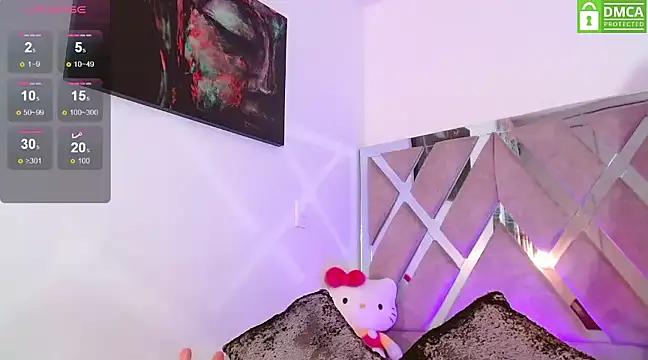 LauryMoons online show from 18, 2, 2025