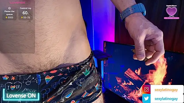 sexyboycolombi4 online show from 18, 3, 2026