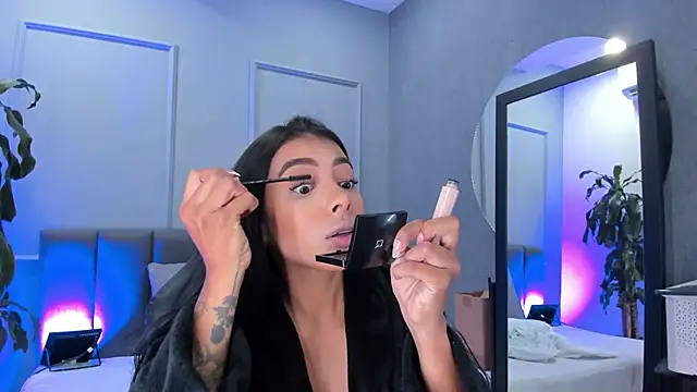 Snapshot of Elisa_castrillon chatting on 29, 11, 2025 Elisa castrillon online show from 29, 11, 2025