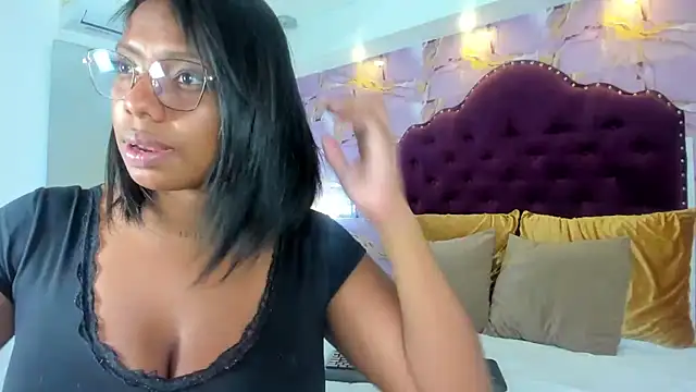 Snapshot of lia_mariana chatting on 11, 7, 2026 lia mariana online show from 11, 7, 2026