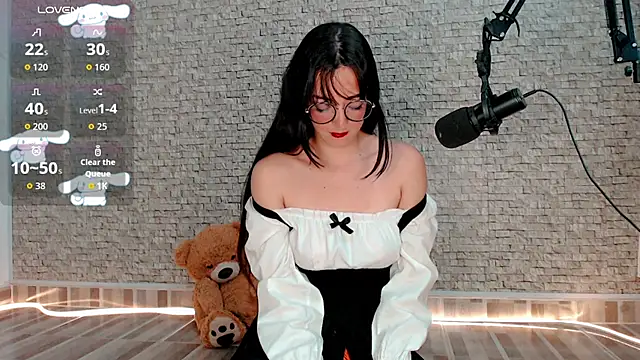 Snapshot of emma_unu chatting on 21, 6, 2026 emma unu online show from 21, 6, 2026