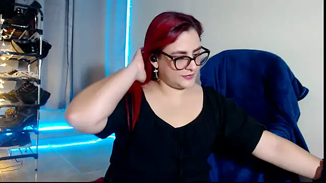 violetaredbitch online show from 11, 3, 2025