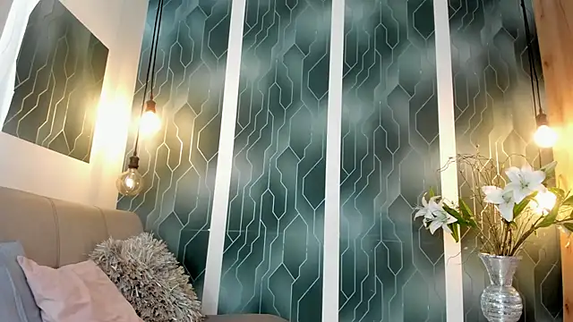 camila-manzur online show from 30, 4, 2026