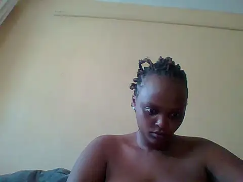 Snapshot of Sexxy-Shie chatting on 8, 1, 2025 Sexxy-Shie online show from 8, 1, 2025
