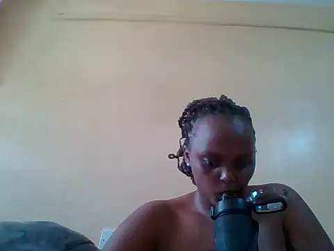 Snapshot of Sexxy-Shie chatting on 9, 1, 2025 Sexxy-Shie online show from 9, 1, 2025