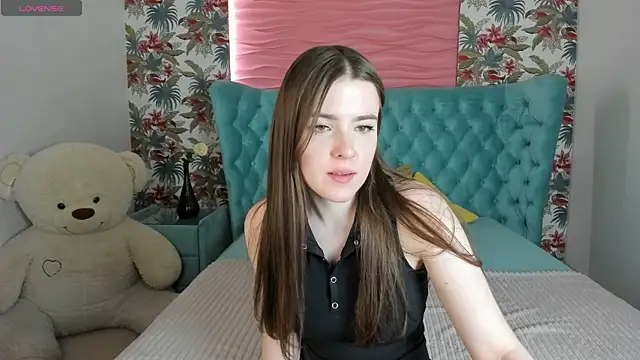 Haley Gars online show from 3, 5, 2026