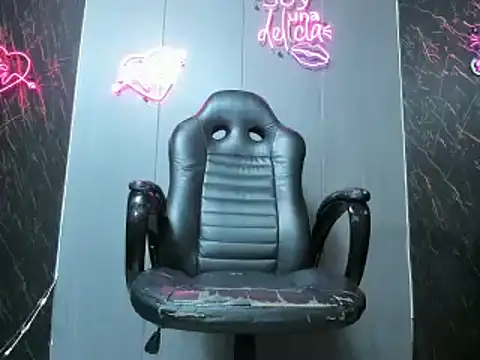 china black  online show from 17, 1, 2025