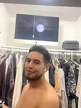 Snapshot of Hotwifelover7 chatting on 28, 10, 2025 Hotwifelover7 online show from 28, 10, 2025