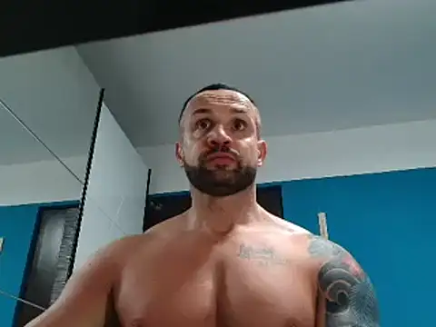 Magnificmuscles89 online show from 6, 3, 2025