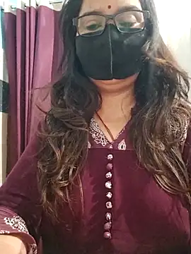 Snapshot of Aishwaryaa_69 chatting on 3, 6, 2026 Aishwaryaa 69 online show from 3, 6, 2026