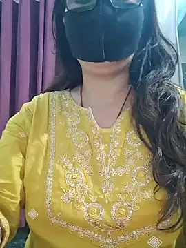 Snapshot of Aishwaryaa_69 chatting on 5, 6, 2026 Aishwaryaa 69 online show from 5, 6, 2026