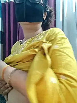 Snapshot of Aishwaryaa_69 chatting on 23, 6, 2026 Aishwaryaa 69 online show from 23, 6, 2026