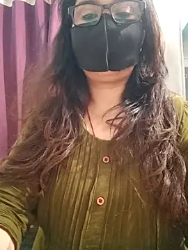 Snapshot of Aishwaryaa_69 chatting on 2, 7, 2026 Aishwaryaa 69 online show from 2, 7, 2026