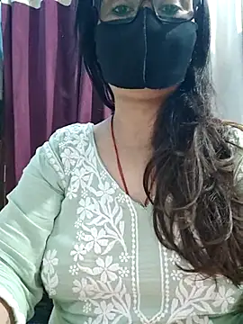 Snapshot of Aishwaryaa_69 chatting on 5, 7, 2026 Aishwaryaa 69 online show from 5, 7, 2026