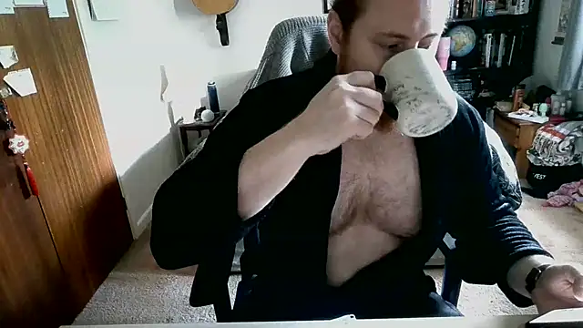 Snapshot of Hairy_Guy30 chatting on 7, 10, 2025 Hairy Guy30 online show from 7, 10, 2025