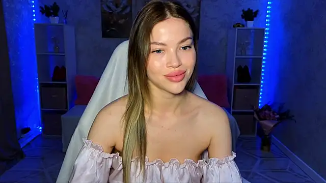 Snapshot of EmmyMills chatting on 20, 6, 2026 EmmyMills online show from 20, 6, 2026