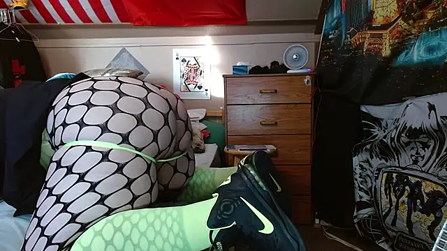 cosmicjones online show from 22, 4, 2026