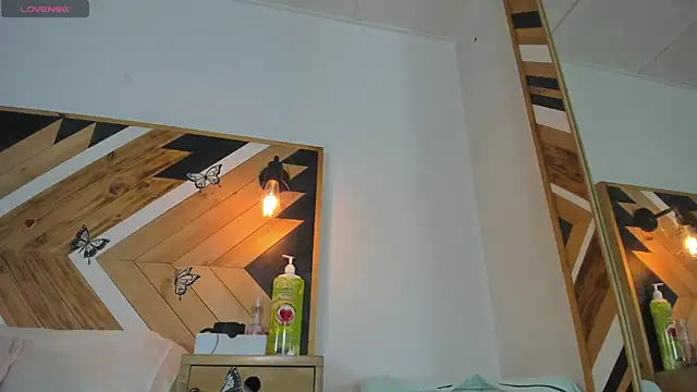 Kathaleiya Ozz online show from 8, 4, 2026