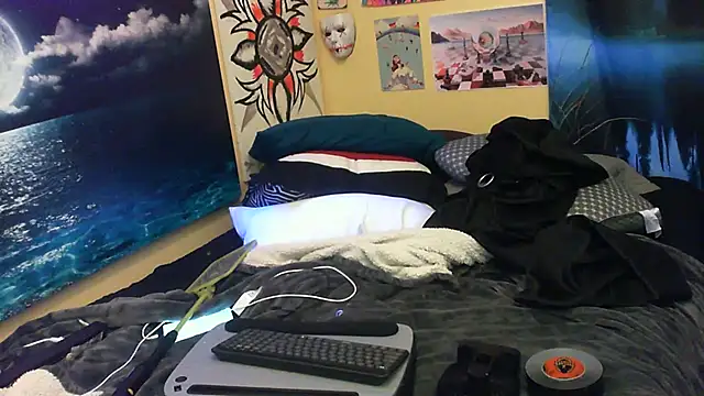 Snapshot of Mic_Oxinner chatting on 14, 6, 2026 Mic Oxinner online show from 14, 6, 2026