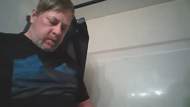 Snapshot of Mic_Oxinner chatting on 27, 6, 2026 Mic Oxinner online show from 27, 6, 2026